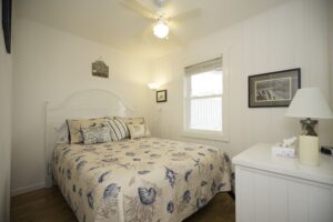 Montauk Soundview - Two Bedroom Cottage - Cottage 2 - Pic 4
