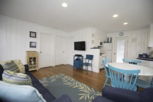 Montauk Soundview - Two Bedroom Cottage - Cottage 6 - Pic 2