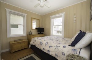 Montauk Soundview - Two Bedroom Cottage - Cottage 3 - Pic 3